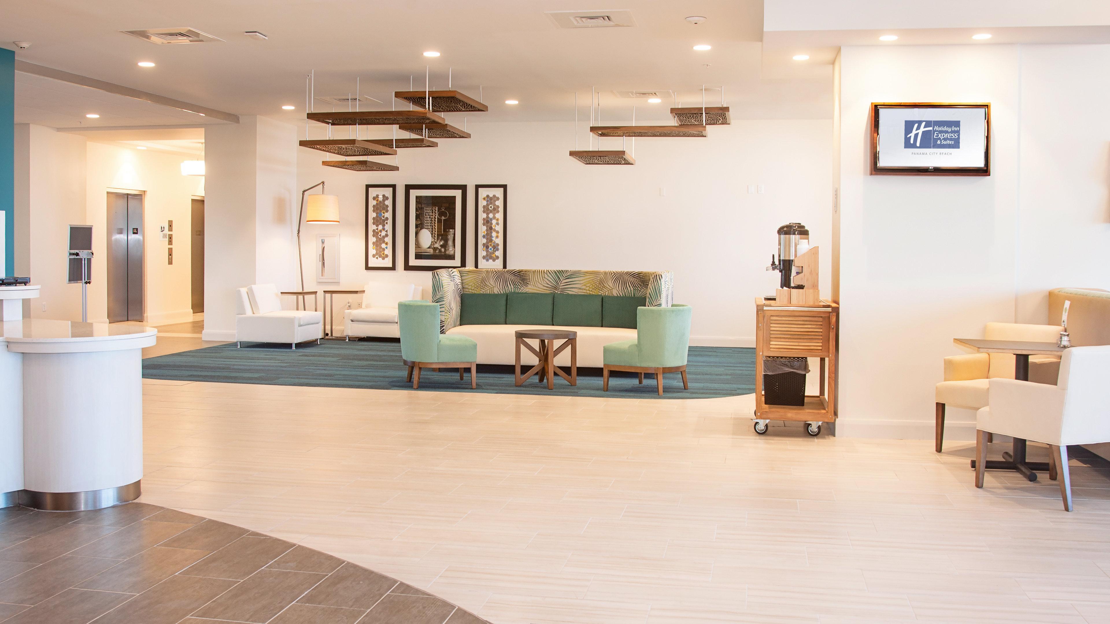 Holiday Inn Express & Suites Panama City Beach Beachfront By Ihg Exterior photo