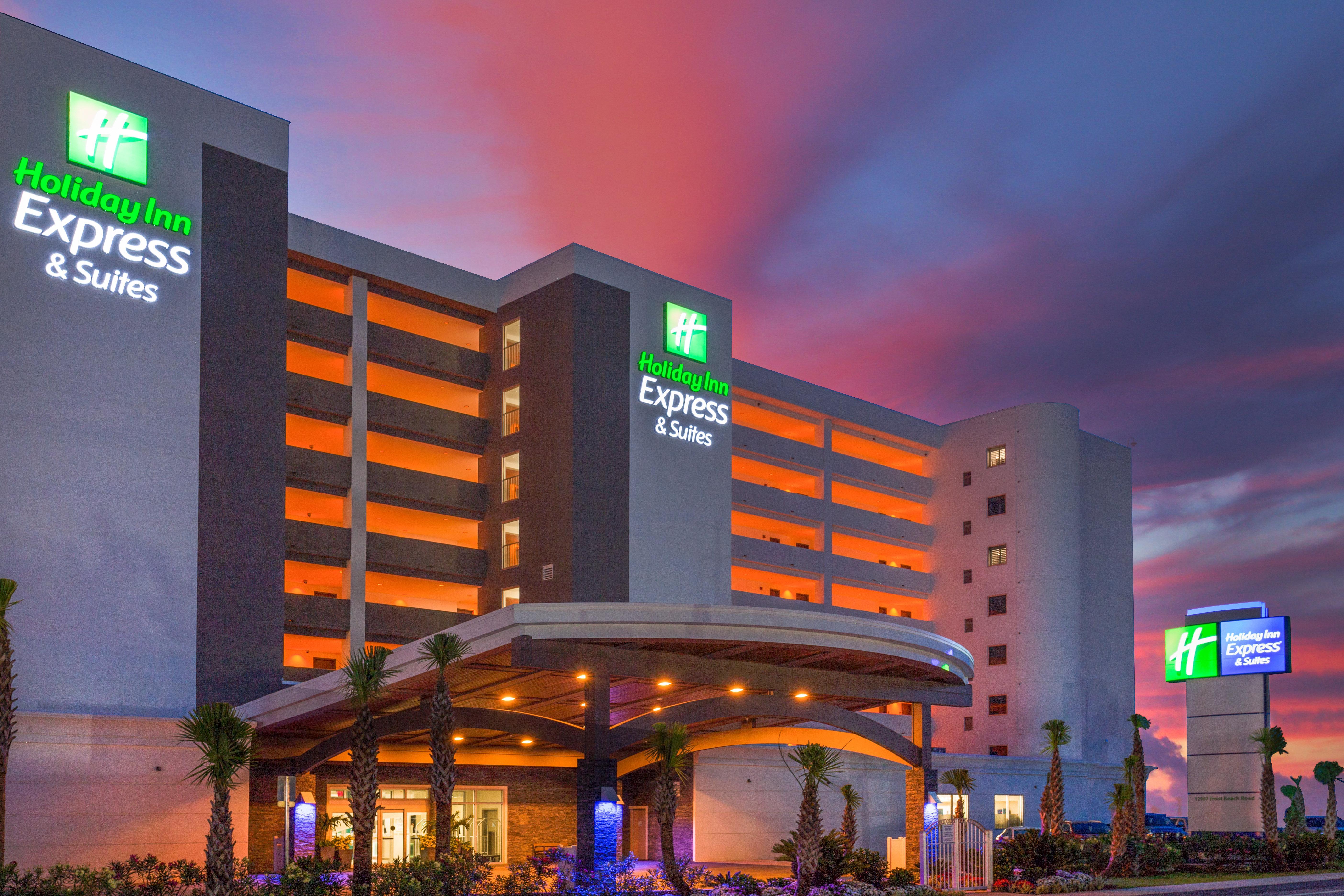 Holiday Inn Express & Suites Panama City Beach Beachfront By Ihg Exterior photo